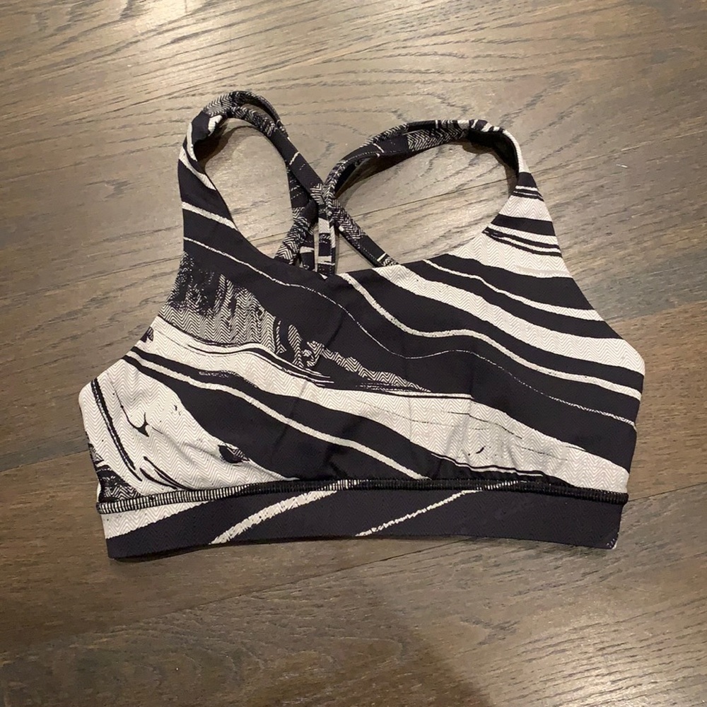 Lululemon Energy Bra 6 Rare NWOT
